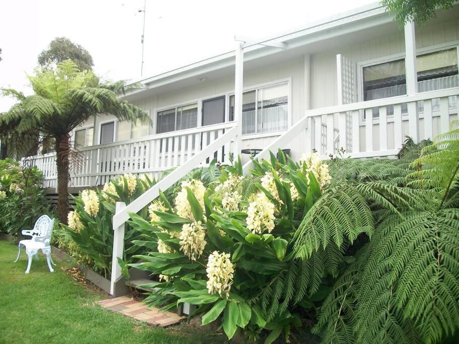 Top Of The Lake Holiday Units Aparthotel Merimbula Exterior photo