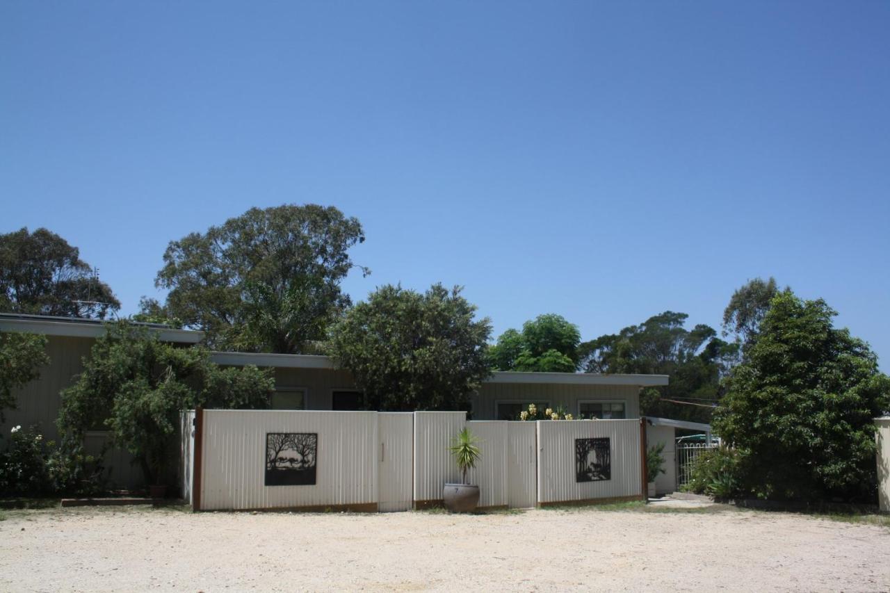 Top Of The Lake Holiday Units Aparthotel Merimbula Exterior photo